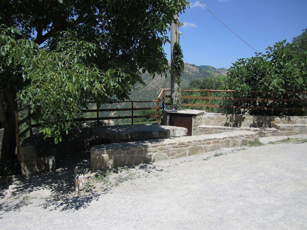 Agriturismo Grotta Dell'Eremita Albano di Lucania Екстериор снимка