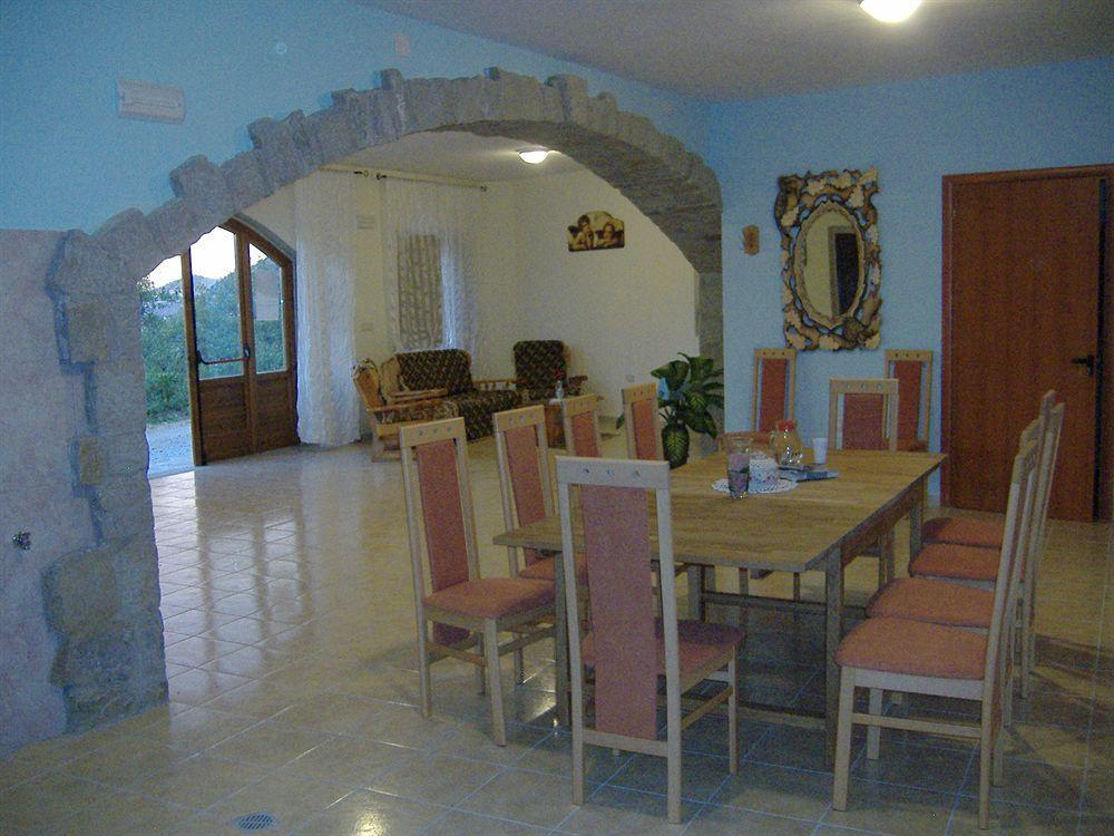 Agriturismo Grotta Dell'Eremita Albano di Lucania Екстериор снимка